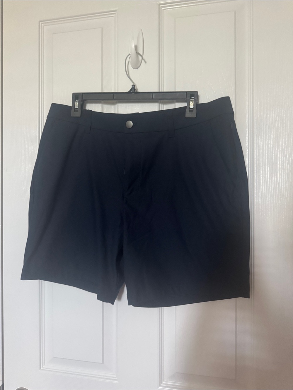 lululemon athletica Men's Black Flat-Front Performance Shorts